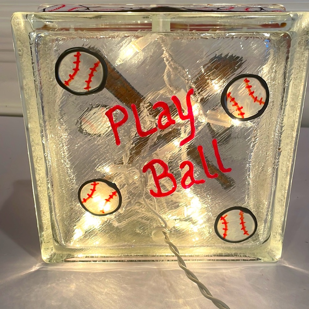 Baseball ⚾️ Glass Block Lighted Decor - Picture 3 of 9